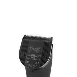 WAHL Wahl Bravura2™ Cordless Clipper Lithium Akku-Schermaschine 3028121 Akku Schermaschine f�r die Detailschur f�r Hunde oder Pferde incl. 5-in-1 Scherkopf